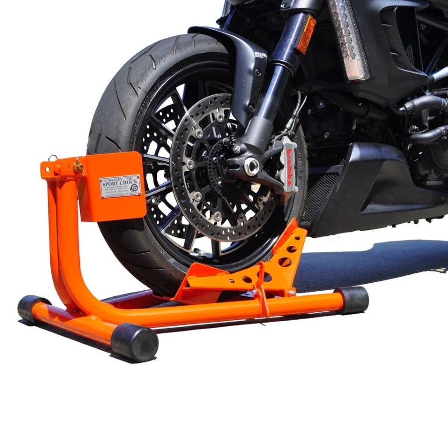 Baxley: Sport Chock.