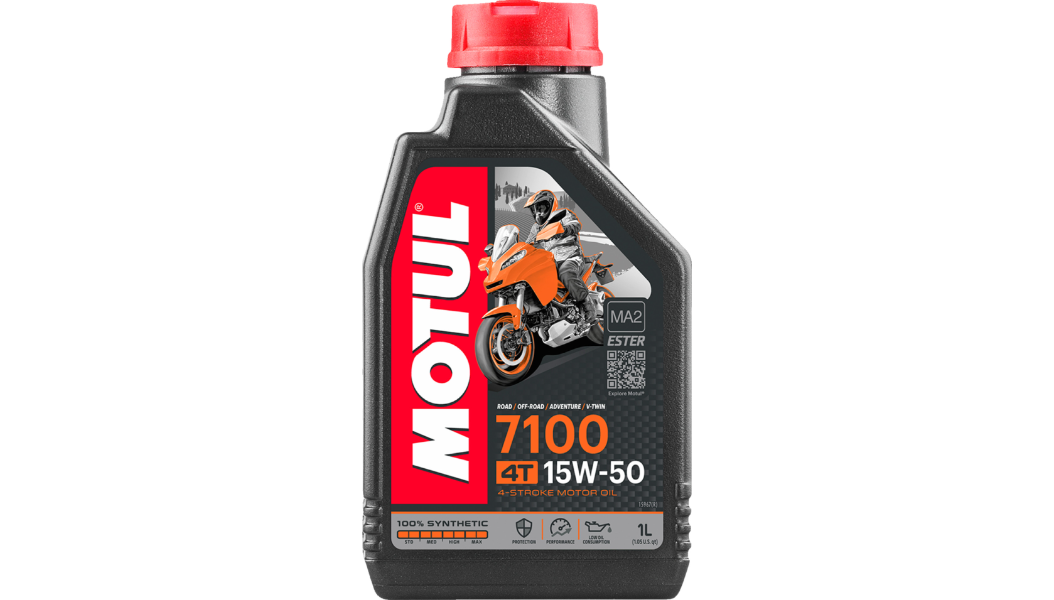 Motul 7100 4T Synthetic Oil.