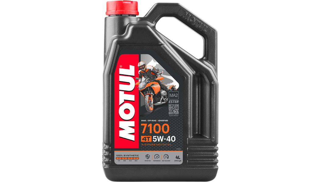 Motul 7100 4T Synthetic Oil.